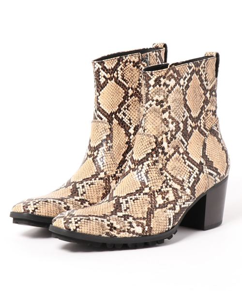 YOSUKE�i���[�X�P�j�́u�uYOSUKE/���[�X�P�v�����Y�q�[���A�b�v�V���[�g�u�[�c�i�u�[�c�j�v�b�p�C�\��