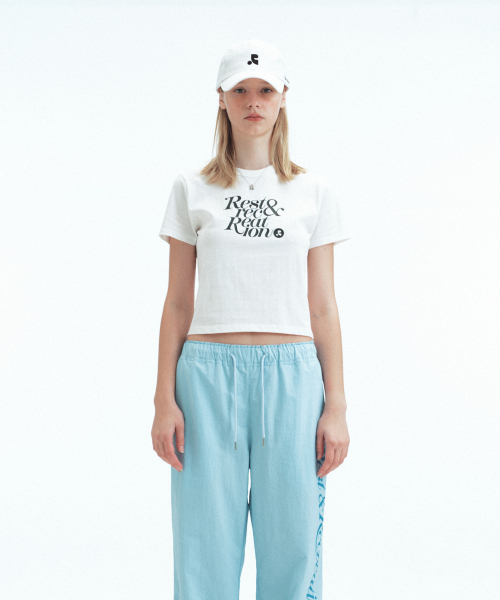 Rest&Recreation(レストアンドレクリエーション)の「BASIC LOGO T-SHIRT - WHITE(Tシャツ/カットソー・レディース・その他・ONE)」の3枚目の写真