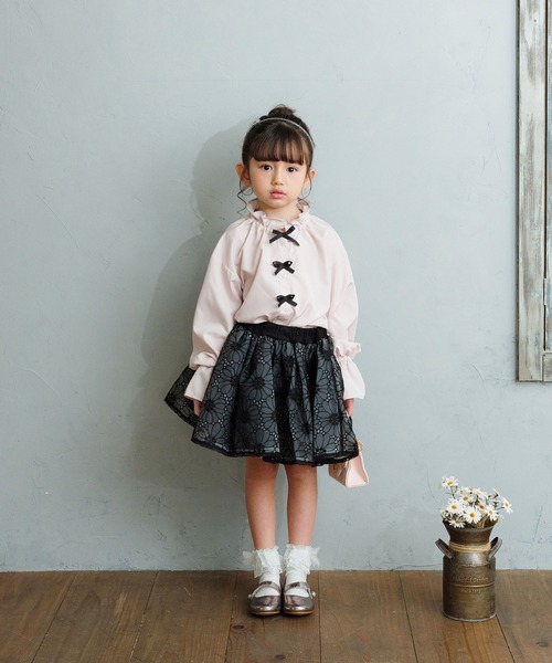Rora(ローラ)の「ピア レースソックス (3colors)(ソックス/靴下・キッズ・ブラック/アイボリー/グレー・16-18cm/14-16cm/18-20cm)」の4枚目の写真