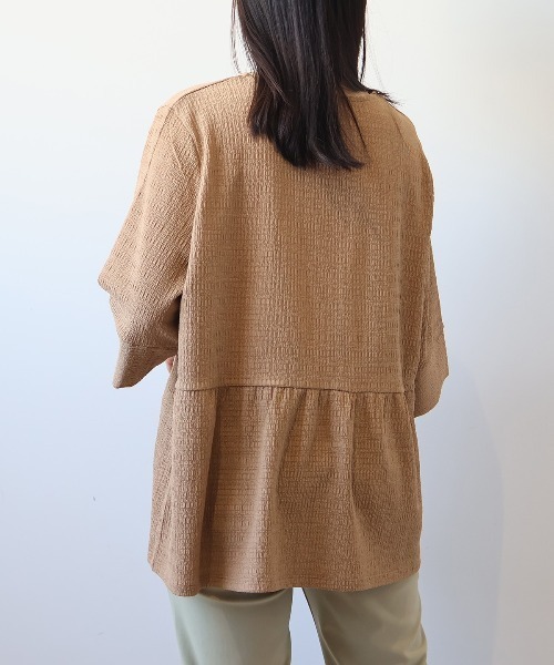 MB mint breeze(エムビーミントブリーズ)の「【WEB/一部店舗限定】【LL~6L 大きいサイズ】バックギャザープルオーバー(Tシャツ/カットソー・レディース・ブラック/クリーム/ブラウン・LL/3L/4L/5L/6L)」の16枚目の写真