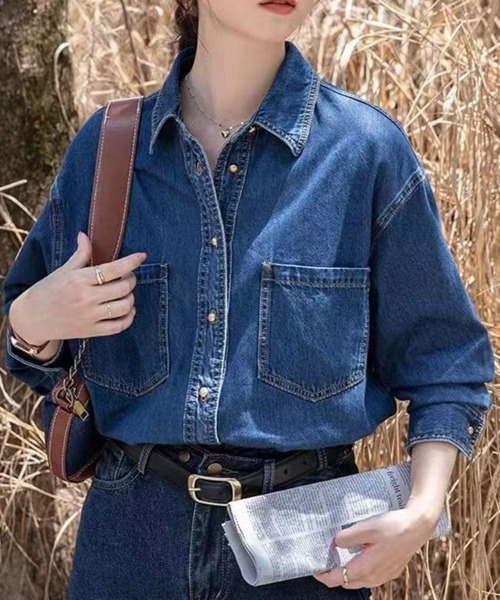 SallyLunn（サリーラン）の「ポケット付きデニムシャツ（シャツ/ブラウス・レディース・ブルー・LARGE/MEDIUM）」の6枚目の写真