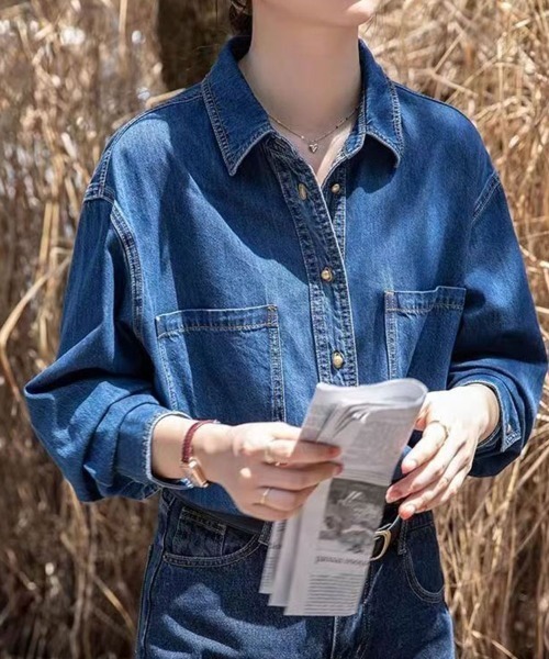 SallyLunn（サリーラン）の「ポケット付きデニムシャツ（シャツ/ブラウス・レディース・ブルー・LARGE/MEDIUM）」の8枚目の写真