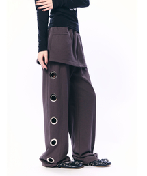 SETUP-EXE（セットアップイーエックスイー）の「BOLD EYELET SKIRT PANTS / MOCHA（スウェットパンツ）」