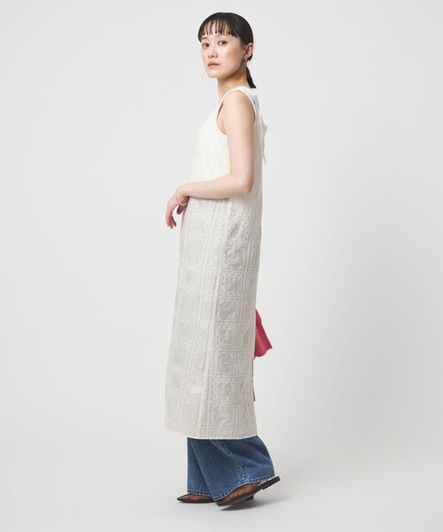 green label relaxing（グリーンレーベルリラクシング）の「シアー クロス ステッチ ワンピース（ワンピース・レディース・オフホワイト/ブラック・FREE）」の6枚目の写真