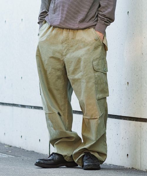 Levi's（リーバイス）の「Levi's/リーバイス BAGGY FIELD カーゴパンツ（カーゴパンツ・メンズ・グリーン・L/M/S/XL）」の2枚目の写真