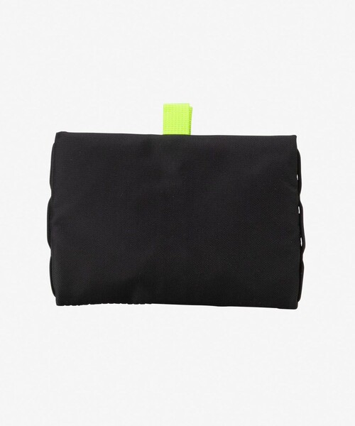 THE NORTH FACE（ザノースフェイス）の「THE NORTH FACE/ザ・ノース・フェイス Bilby Flat Pouch M/ビルビーフラットポーチM【NN22606】（ポーチ・メンズ・ブラック/ベージュ・ONE SIZE）」の7枚目の写真