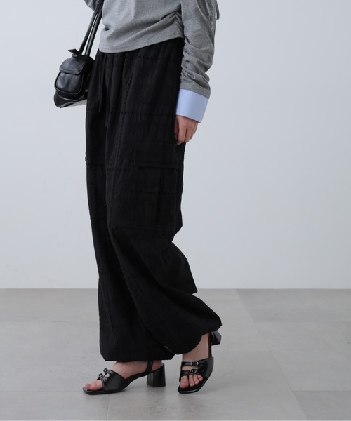 FREE'S MART（フリーズマート）の「◆レースカーゴパンツ（カーゴパンツ・レディース・ブラック/ホワイト・MEDIUM/SMALL）」の3枚目の写真