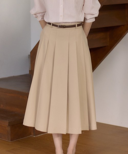 OURHOPE（アワーホープ）の「ジェインプリーツロングスカート - ベージュ（スカート・レディース・Beige・1(S)/2(M)/3(L)）」の2枚目の写真