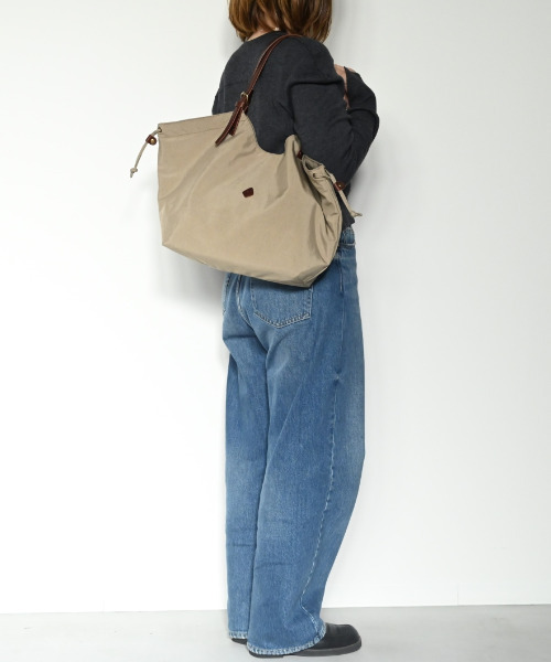 CLEDRAN(クレドラン)の「【軽量 大容量】CL3964 LALI SIDE GATHER TOTE(トートバッグ・レディース・ブラック/ブルーグレー/ベージュ・FREE)」の13枚目の写真