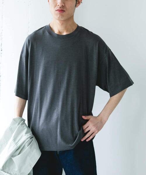 URBAN RESEARCH DOORS（アーバンリサーチドアーズ）の「PURE WOOL クルーネックショートスリーブTシャツ（Tシャツ/カットソー・メンズ・グレー/ブラック・MEDIUM/LARGE）」の6枚目の写真