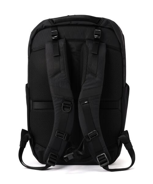 Aer(エアー)の「Aer(エアー)Travel Pack 4 35L X-Pac AER-29071(バックパック/リュック・メンズ・ブラック・F)」の5枚目の写真