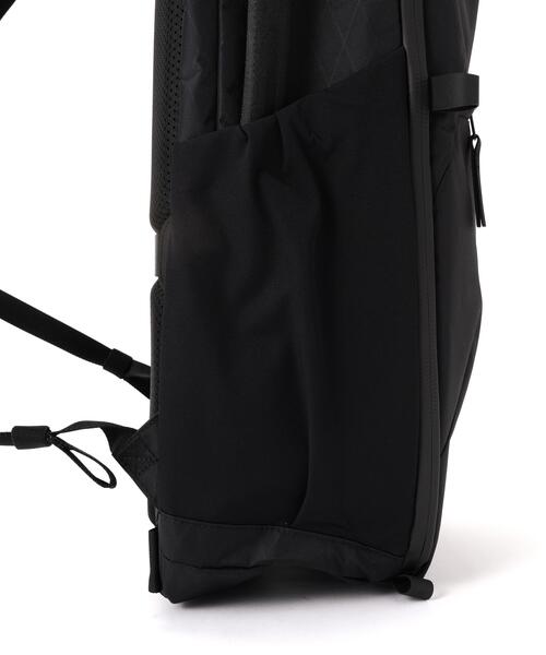 Aer(エアー)の「Aer(エアー)Travel Pack 4 35L X-Pac AER-29071(バックパック/リュック・メンズ・ブラック・F)」の13枚目の写真