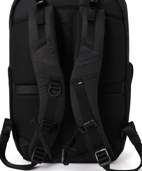 Aer(エアー)の「Aer(エアー)Travel Pack 4 35L X-Pac AER-29071(バックパック/リュック・メンズ・ブラック・F)」の16枚目の写真