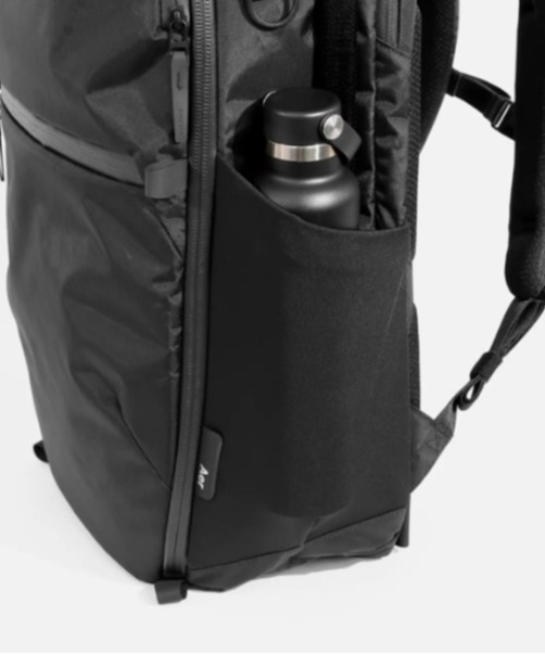 Aer（エアー）の「Aer（エアー）Travel Pack 4 35L X-Pac AER-29071（バックパック/リュック・メンズ・ブラック・F）」の3枚目の写真