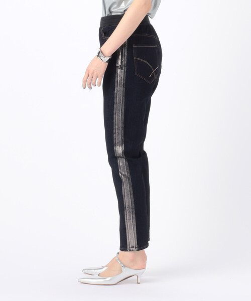 K.T KIYOKO TAKASE(キヨコタカセ)の「中空ストレッチデニム ウエストリブパンツ(デニムパンツ・レディース・ネイビー・9号)」の11枚目の写真