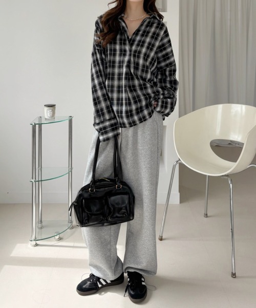 Ada.(エイダ)の「チェック柄 オーバーサイズ ロングスリーブ スキッパー シャツ(シャツ/ブラウス・レディース・ブラック/ホワイト・FREE)」の9枚目の写真