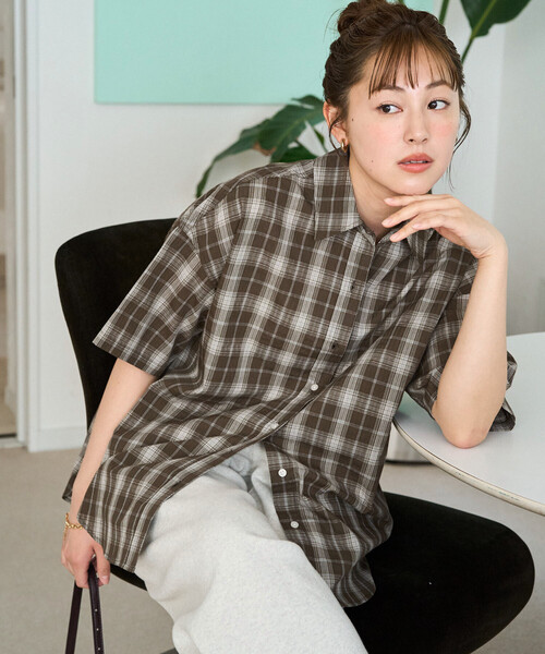 FREAK'S STORE(フリークスストア)の「限定展開 ポコポコ チェック 半袖 襟付き シャツ(シャツ/ブラウス・レディース・ブラウン/ネイビー/サックスブルー/オフホワイト・フリ-)」の20枚目の写真