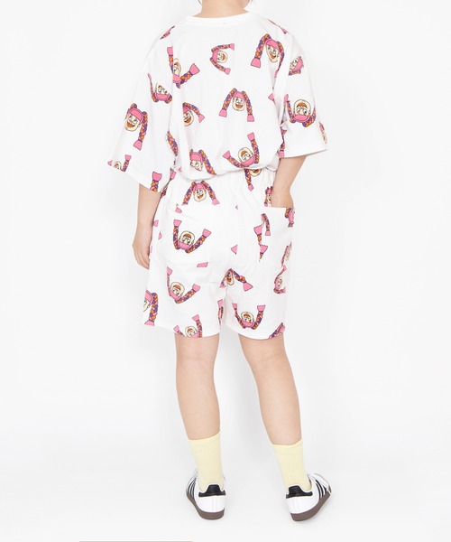 PUNYUS(プニュズ)の「【新サイズ】NAOMIチャン総柄Tシャツ(Tシャツ/カットソー・レディース・ホワイト・5/4/3/2/1)」の17枚目の写真