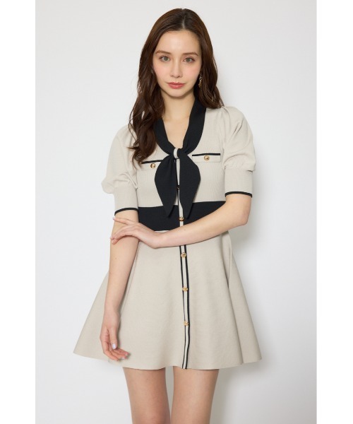 rienda（リエンダ）の「バイカラーパフスリーブミニニットワンピース 春服 夏服（ワンピース・レディース・ブラック/ブルー/ベージュ・FREE）」の11枚目の写真