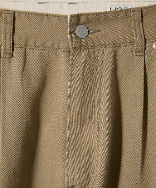 HORLISUN(ホーリーサン)の「Banff Loose Tapered Chino Pants Beige(その他パンツ・メンズ・その他・SMALL/MEDIUM/LARGE)」の3枚目の写真
