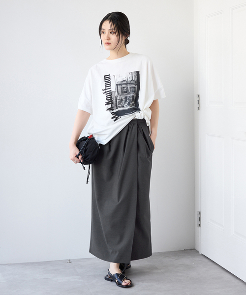 IENA(イエナ)の「アシンメトリーIラインスカート(スカート・レディース・ベージュ/ライトグレー・38/36)」の3枚目の写真