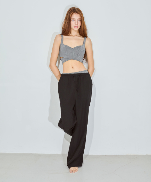 VIKINI VENDER(ビキニベンダー)の「スロッシュリネンバンディングワイドパンツ - ブラック(その他パンツ・レディース・その他・ONE SIZE)」の5枚目の写真