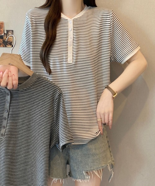 2ly2(トゥーリートゥー)の「ボーダーTシャツ 半袖 ヘンリーネック カットソー ゆったり 体型カバー カジュアル 春夏(Tシャツ/カットソー・レディース・グレー/ホワイト・FREE)」の10枚目の写真