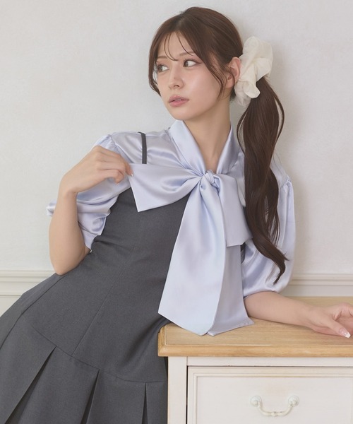 Ambre Neige(アンブルネージュ)の「assortment bow tie blouse / アソートボウタイブラウス(シャツ/ブラウス・レディース・オフホワイト/ライトブルー/その他/ネイビー・FREE)」の1枚目の写真
