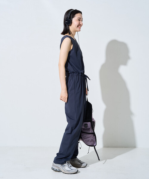 FREAK'S STORE(フリークスストア)の「限定展開 <吸水速乾・接触冷感・UVカット>スピードライ ノースリーブ オールインワン(つなぎ/オールインワン・レディース・ブラウン/ブラック/サックスブルー/ベージュ/ネイビー・MEDIUM/SMALL)」の7枚目の写真