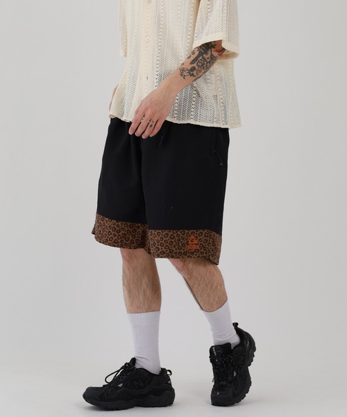 GERRY(ジェリー)の「GERRY ナイロンZIPバイカラーショートパンツ(その他パンツ・メンズ・ブラック系/ブラック×グレー/ブラック×ベージュ/ネイビー系1/ネイビー系2/チャコールグレー×ブラック・M/L/LL/S)」の13枚目の写真