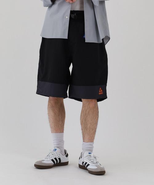 GERRY(ジェリー)の「GERRY ナイロンZIPバイカラーショートパンツ(その他パンツ・メンズ・ブラック系/ブラック×グレー/ブラック×ベージュ/ネイビー系1/ネイビー系2/チャコールグレー×ブラック・M/L/LL/S)」の7枚目の写真
