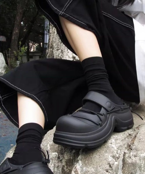 yuue' ( wear )（ユーイ）の「厚底クロスコードクロッグサンダル/スポーツサンダル（サンダル・レディース・ブラック/ベージュ・M/L）」の8枚目の写真