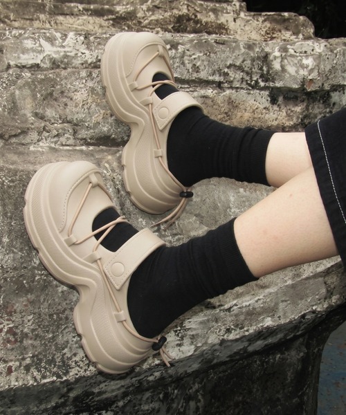 yuue' ( wear )（ユーイ）の「厚底クロスコードクロッグサンダル/スポーツサンダル（サンダル・レディース・ブラック/ベージュ・M/L）」の12枚目の写真
