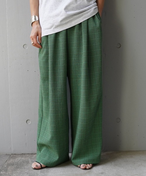 YENN(イエン)の「YENN(イエン)PLAID TUCK EASY PT(その他パンツ・レディース・グレー/グリーン・36/38)」の1枚目の写真