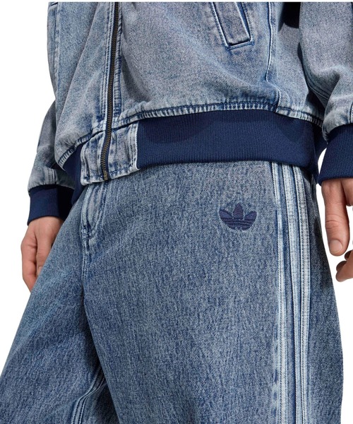 adidas(アディダス)の「adidas MULTICOLOR SST DENIM JEANS STRAIGHT LEG / アディダス マルチ SST デニム ジーンズ(デニムパンツ・メンズ・ライトインディゴブルー・32inch/30inch/34inch/36inch)」の3枚目の写真