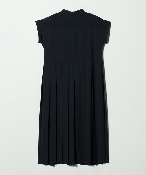 A DAY IN THE LIFE UNITED ARROWS(アデイインザライフユナイテッドアローズ)の「プリーツ シャツワンピース ‐ウォッシャブル‐ <A DAY IN THE LIFE>(ワンピース・レディース・モカ/ブラック/ネイビー・FREE)」の8枚目の写真