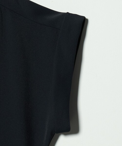 A DAY IN THE LIFE UNITED ARROWS(アデイインザライフユナイテッドアローズ)の「プリーツ シャツワンピース ‐ウォッシャブル‐ <A DAY IN THE LIFE>(ワンピース・レディース・モカ/ブラック/ネイビー・FREE)」の10枚目の写真