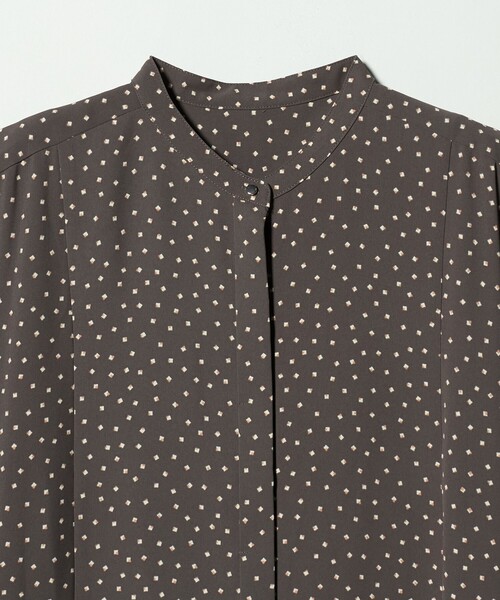 A DAY IN THE LIFE UNITED ARROWS(アデイインザライフユナイテッドアローズ)の「プリーツ シャツワンピース ‐ウォッシャブル‐ <A DAY IN THE LIFE>(ワンピース・レディース・モカ/ブラック/ネイビー・FREE)」の14枚目の写真