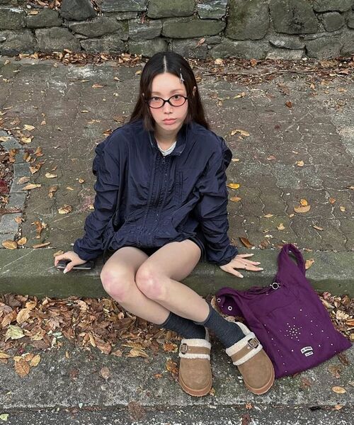 KHIHO(キホ)の「ネステルファースリッパベージュ(サンダル・レディース・ベージュ・23cm/23.5cm/24.5cm/24cm/25cm)」の15枚目の写真