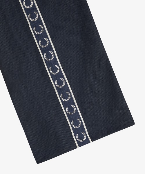 FRED PERRY(フレッドペリー)の「【先行予約受付中】Taped Track Pants/テープトラックパンツ(その他パンツ・レディース・ネイビー・10/8)」の7枚目の写真