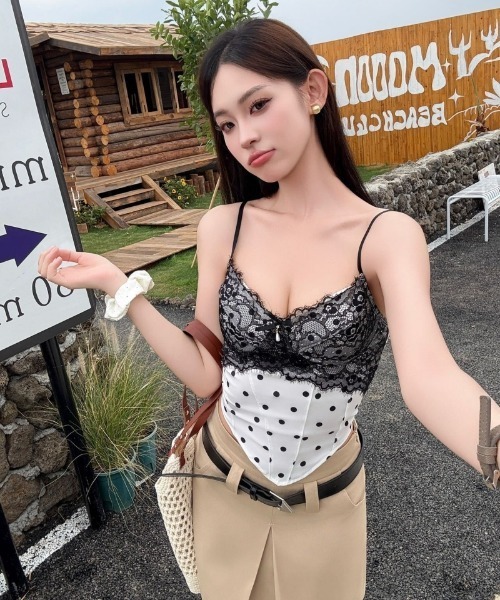 Ritzy(リッツィー)の「ドット柄サテンレース切替ハンカチーフヘムキャミソールビスチェ(パッド付き)(キャミソール・レディース・ホワイト/ブラック/ベージュ・FREE)」の11枚目の写真