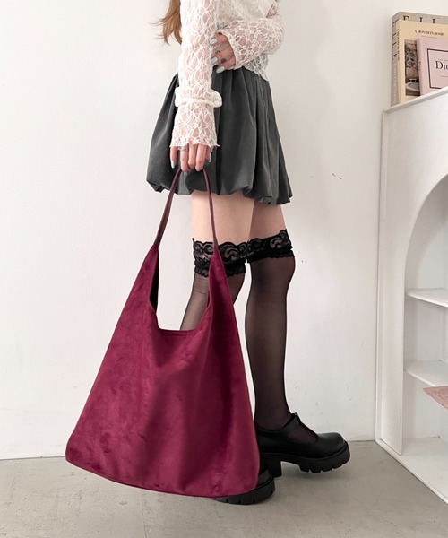 Loueme（ルエム）の「ベロアタッチPUハンドルトートバッグ（トートバッグ・レディース・ブラック/ブラウン/オリーブ/アイボリー/レッド/ピンク・FREE）」の18枚目の写真