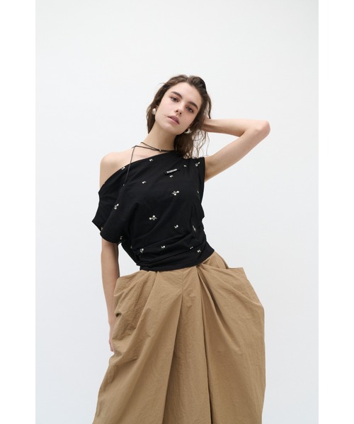 Lutim by u(ルチバイユー)の「【接触冷感】ミュートフラワー刺繍ドレープトップス(Tシャツ/カットソー・レディース・ベージュ/ブラウン/ブラック・FREE)」の19枚目の写真