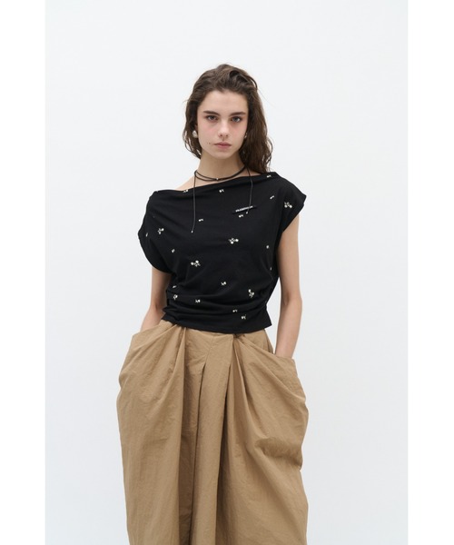 Lutim by u(ルチバイユー)の「【接触冷感】ミュートフラワー刺繍ドレープトップス(Tシャツ/カットソー・レディース・ベージュ/ブラウン/ブラック・FREE)」の21枚目の写真
