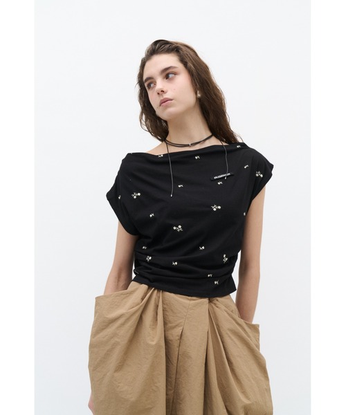 Lutim by u(ルチバイユー)の「【接触冷感】ミュートフラワー刺繍ドレープトップス(Tシャツ/カットソー・レディース・ベージュ/ブラウン/ブラック・FREE)」の22枚目の写真