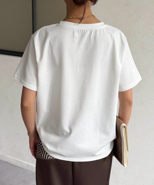 Chez toi(シェトワ)の「刺繍ロゴTシャツ(Tシャツ/カットソー・レディース・ブラウン/ホワイト/ブラック・FREE)」の7枚目の写真
