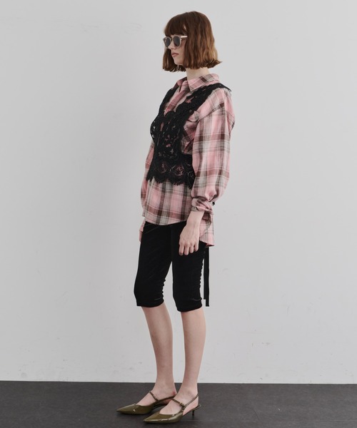 LA BELLE ETUDE(ラベルエチュード)の「モチーフレースエプロンビスチェ(シャツ/ブラウス・レディース・ブラック・FREE)」の15枚目の写真