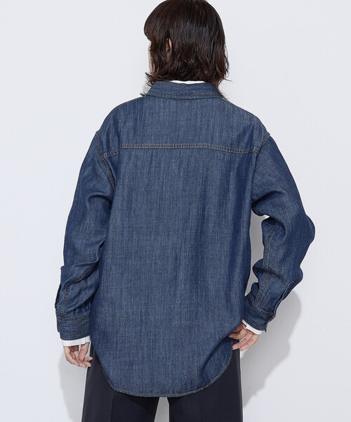COMME CA Wardrobe(コムサワードローブ)の「〔 +サイズ 〕 テンセル/リネンデニム シャツ(シャツ/ブラウス・レディース・インディゴブルー/ライトインディゴブルー・13号)」の5枚目の写真