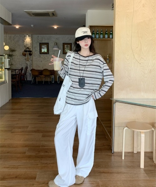 Ritzy(リッツィー)の「バックリボン ボーダー長袖カットソー(Tシャツ/カットソー・レディース・ホワイト・M/L/XL)」の4枚目の写真