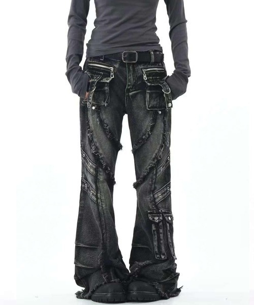 Ressaca(レサーカ)の「カーゴフレアデニムパンツ(デニムパンツ・メンズ・ブラック・XL/L/M)」の4枚目の写真